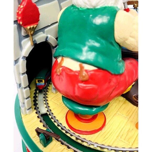 Willitts Musical Motion Santa Figure Plays Santa Claus is Coming to Town (READ) - Picture 7 of 16